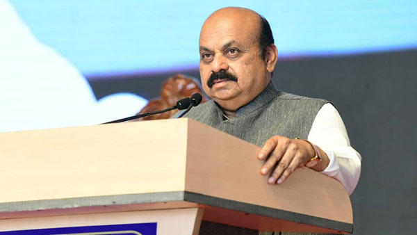 எலெக்ட்ரிக் வண்டிகளின் சேல்ஸ் அதிகம் ஆகணுமா? இத பண்ணுங்க! எல்லாரும் எதிர்பாக்கும் விஷயத்தை சொன்ன கர்நாடக சிஎம்