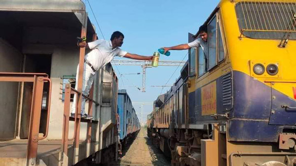 ரயிலில் அபாய சங்கிலியை யார் பிடித்து இழுத்தது என எப்படிக் கண்டுபிடிப்பார்கள்? இவ்வளவு ஈசியா ஒரு டெக்னிக் இருக்கா?