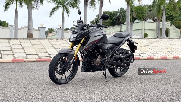 Everything is super according to the price. . . Honda CB300F Bike - Review
