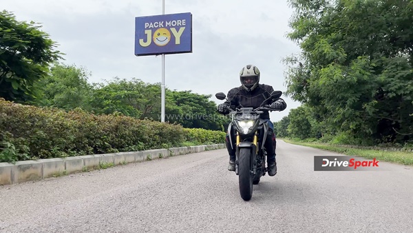 Everything is super according to the price. . . Honda CB300F Bike - Review