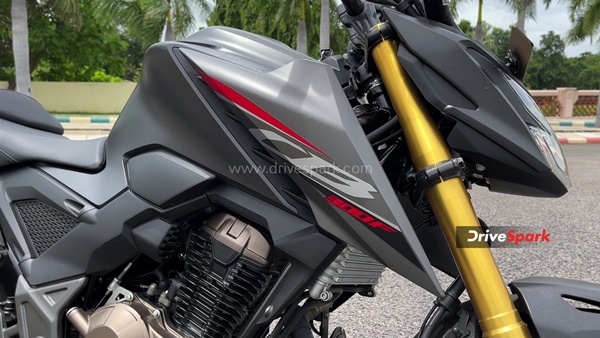 Everything is super according to the price. . . Honda CB300F Bike - Review
