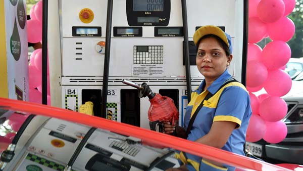 பெட்ரோல் - டீசல் விற்பனை டல் . . . இதுக்கெல்லாம் யாரு காரணம் தெரியுமா