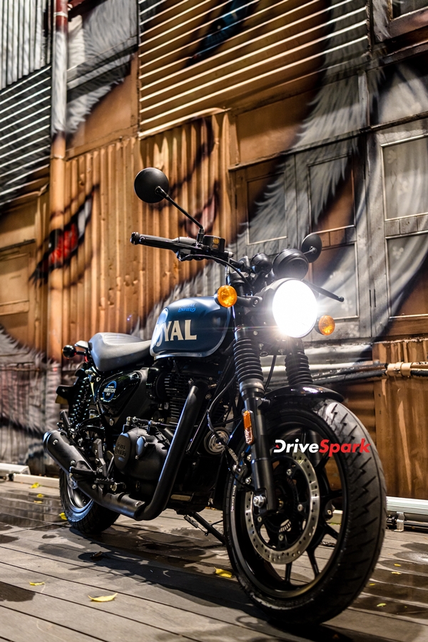 Low-cost Royal Enfield Hunter 350 Bike to Attract Youth - Review
