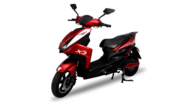 ஒவ்வொரு சார்ஜுக்கும் 1.8 முதல் 2 யூனிட்டுகள் வரை மட்டுமே செலவாகும்... சூப்பரான கோமகி வெனிஸ் ஈகோ எலெக்ட்ரிக் ஸ்கூட்டர் அறிமுகம்!