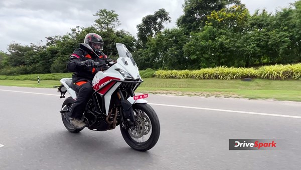 No one has heard of such a bike... But the bike is clean. . . - Moto Morini X-Cap 650X Review. . .