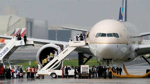 மாலை நேரம் வேண்டவே வேண்டாம்! இந்த ரகசியங்கள் தெரிந்தால் இனி காலை நேரத்தில் மட்டும்தான் விமானத்தில் போவீங்க