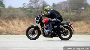  இந்தியாவின் அதிவேக ராயல் என்ஃபீல்டு இன்டர்செப்டார் 650 பைக் - வீடியோ!