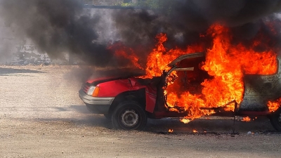 வாகனம் தீப்பிடிப்பதை தடுப்பதற்கான சில டிப்ஸ்!!