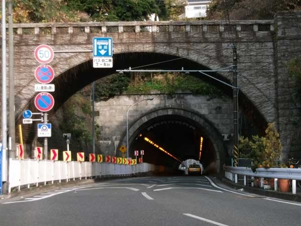 உலகின் மிக நீளமான டாப்-10 சுரங்க வழிப்பாதைகள் உலகின் மிக நீளமான டாப்-10 சுரங்க வழிப்பாதைகள்